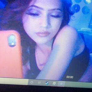 Meet your Posher, Adriana